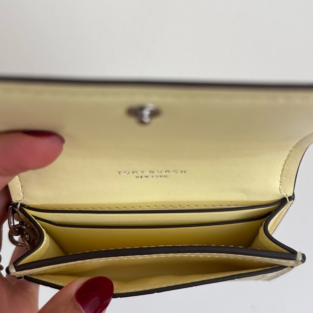 Tory Burch Cream wallet - Picture 6 of 6